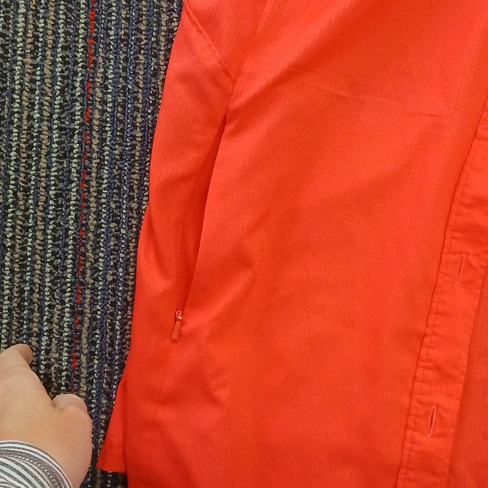 Columbia Omni-Shade Blouse Top Medium Sun Protection New - Picture 3 of 4